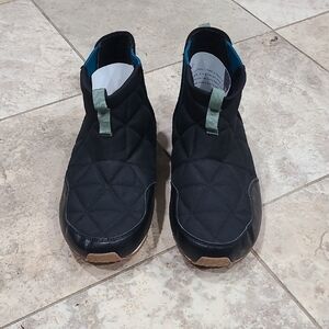 Teva Black Quilted Big Kids Sneakers